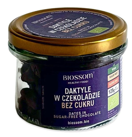 Zuckerfreie Nüsse in Schokolade von BIOSSOM, Bio, 125 g, rohe Nüsse mit dunkler Schokoladenüberzug, appetitlich angerichtet