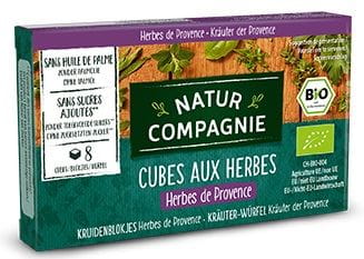 Bio-Kräuterwürfel von NATUR COMPAGNIE, 80 g, in einer Packung, zeigt die Kräuterwürfel für die Zubereitung von Brühe.