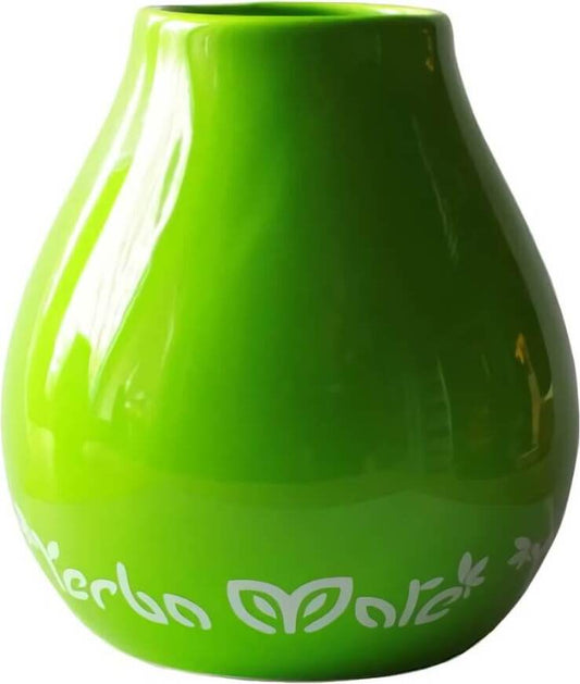 Grüner Keramikmateo 350 ml von ORGANIC MATE GREEN, handgefertigtes Trinkgefäß für grünen Mate, detailreiche Keramikoberfläche