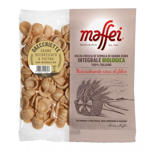 Frische Bio-Vollkornnudeln Orecchiette von PASTAIOMAFFEI in 250 g Packung, ungekocht, auf weißem Hintergrund.