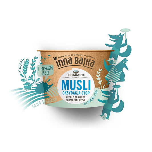 Müsli mit Johannisbeere und Brombeere, 60 g, Inna Bajka, ANOTHER TALE, zeigt das bunte, fruchtige Müsli in der Verpackung