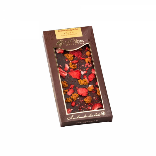 Dunkle Schokolade mit Quitte und Erdbeere, 85 g, von M. Pelczar Chocolatier, zeigt die Verpackung und die Schokoladentafel.