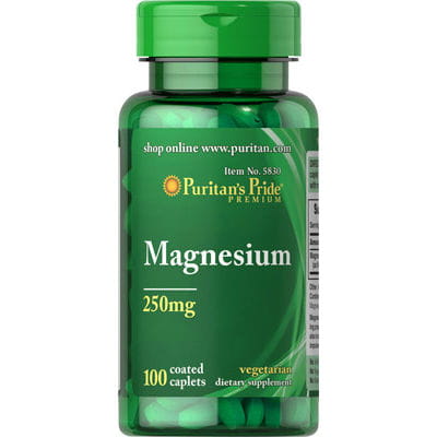 Magnesium 250 mg Kapseln von PURITAN'S PRIDE, Nahrungsergänzungsmittel in einer weißen Flasche, 100 Kapseln.